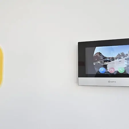 Right Place * Lisbon