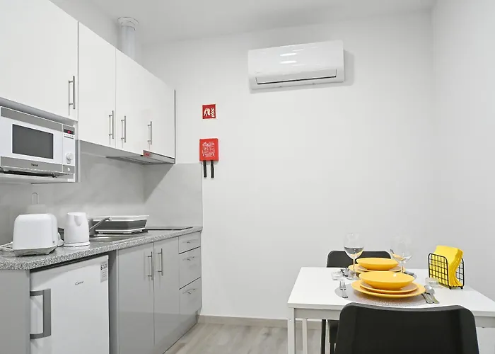 Apartament Right Place *